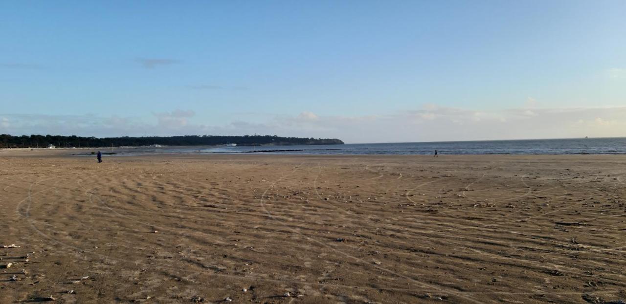 Appart 6 Personnes, 3 Min A Pied De La Plage Et Du Centre Ville Saint-Georges-de-Didonne Exteriör bild
